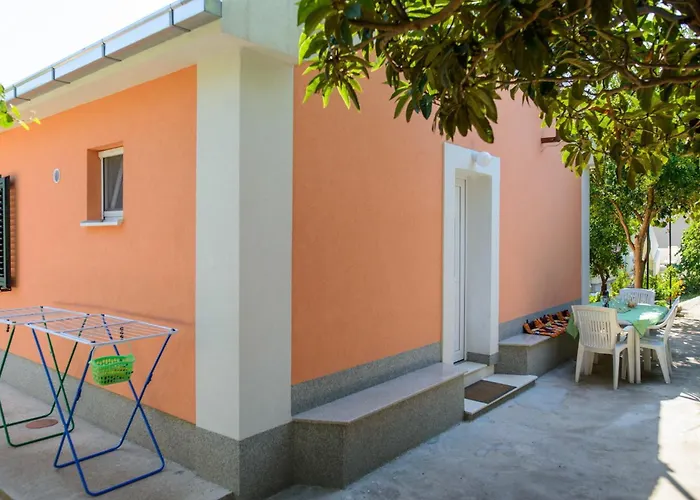 Будинок відпочинку House Mirjana