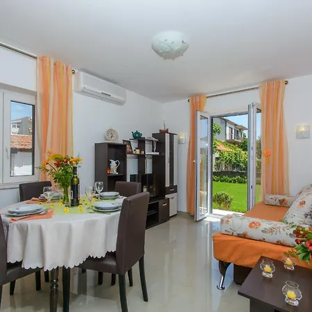 Tatil Evi House Mirjana *